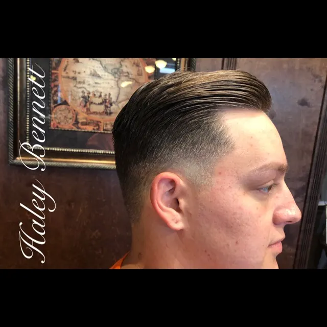 Frank's Gentlemen's Salon — Barber shop in Columbia